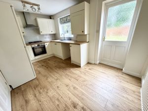Dining Kitchen- click for photo gallery